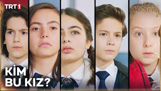 Okula Yeni Gelen Kişi Kim ? - Tozkoparan İskender Unutulmaz Sahneler