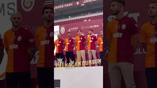 Galatasaraydan 100 Milyon Euroluk Gövde Gösterisi Yeni Yıldızlar Rams Parkta Sahnede