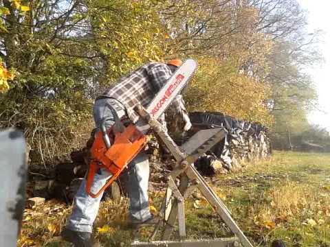 cutting logs home made saw bench ( part 2) - YouTube