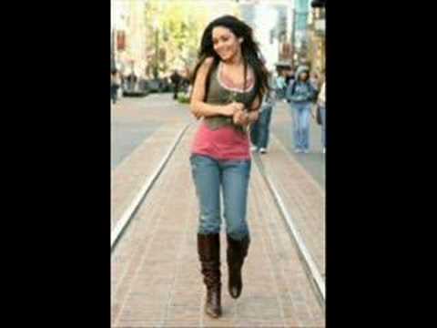 Here OF Some Rare Pics Of Them Beautiful Vanessa Anne Hudgens 