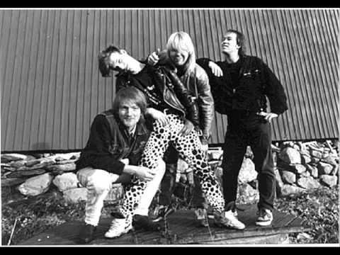 Pelle Miljoona & Rockers - Setä Samulin Sirkus Pelle Miljoona & Rockers - Setä Samulin Sirkus