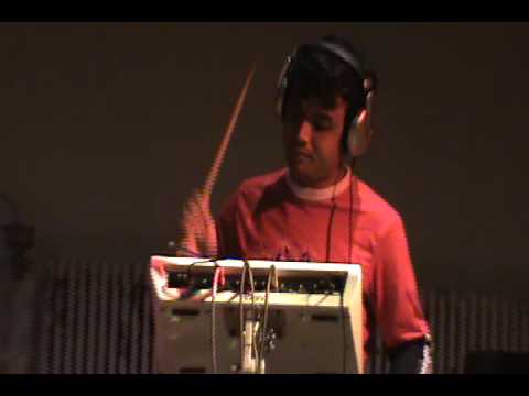 Anubhooti concert Fall 2009 song 7 - Swades theme