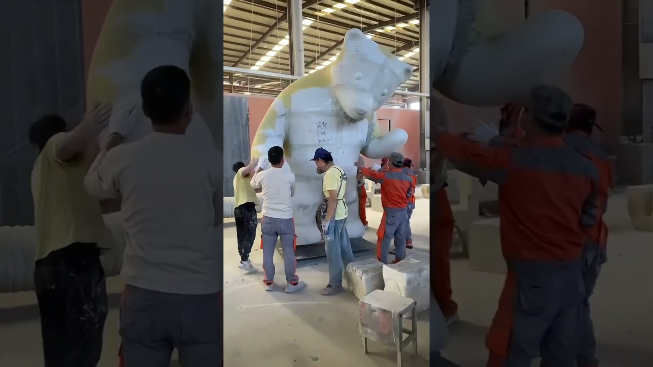 Processing the production of a composite giant bear Processing the production of a composite giant bear