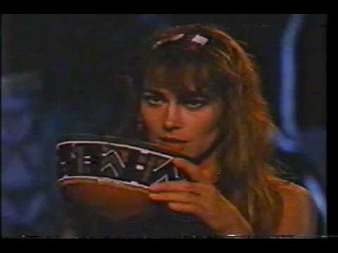 Late 80's comedy starring Joanna Pacula and Eric Roberts