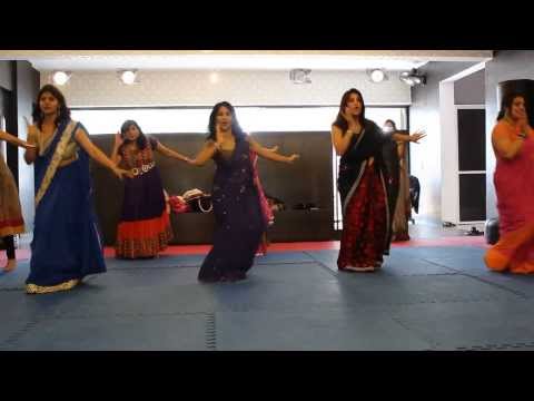 RITUS DANCE STUDIO SURAT- TUMKO PIYA DIL DIYA+ MERA BABU CHHAIL...