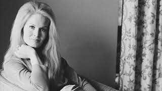 Watch Lynn Anderson Ring Of Fire video