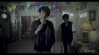 Watch Robin Skouteris Poplove 2012 Mashup Of 24 Artists video