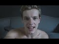 MAN MET MAKE-UP?! - ENZOKNOL VLOG #348