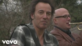 Watch Bruce Springsteen Buffalo Gals video