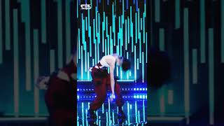 Lisa - Pretty Savage Fancam Stagemix