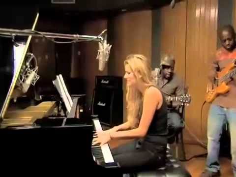 'Sweetest Girl' Acoustic- Wyclef Jean. Niia. Jerry Wonda.mp4