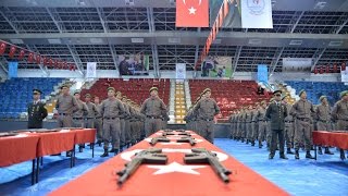 366. Kısa Dönem Erler Vali Çakacakın Katıldığı Törenle Yemin Etti