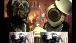 Watch Residents Everyone Comes To The Freak Show video