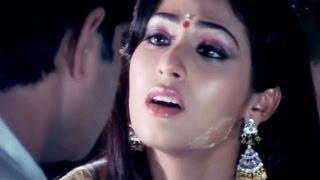 A Aa E Ee Movie Sada Introduction Scene Srikanth, Sadha