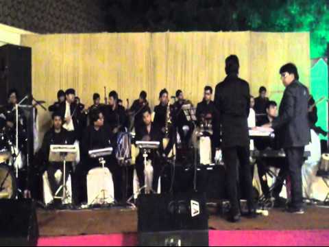 The feel of classic band Symphony Performance (Baharo phool...
