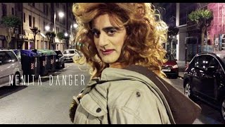 A Nenita Danger Le Encanta Cr Sola De Noche