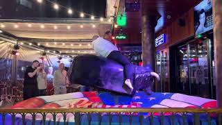 Good Bull Rider Tonight In Benidorm Spain 🇪🇸 | Benidorm Bull | Mechanical Bull 🐂 Riding