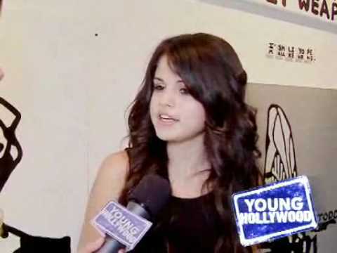 selena gomez and demi lovato 2011 dinner. Selena Gomez - On Her Best