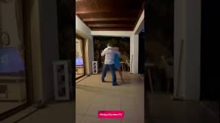 Muhalif Gazeteci Sedef Kabaştan Tango Şov