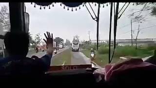 Inilah aksi aksi bus jawa timuran waktu buka jalur