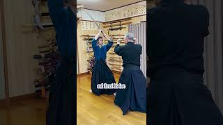 上段受け 小手打ち Jōdanuke Kotéuchi: Asayama Ichiden Ryu Shunjō Staff Kata