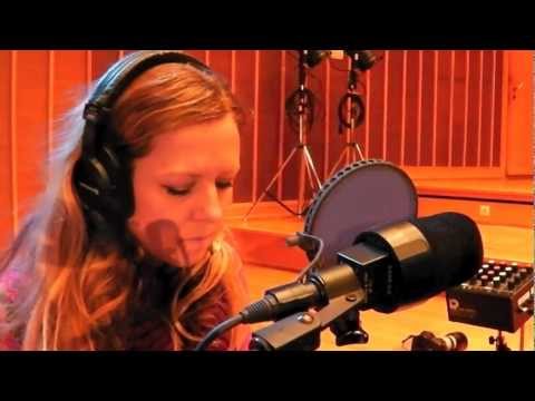The Girl In Hannover Video