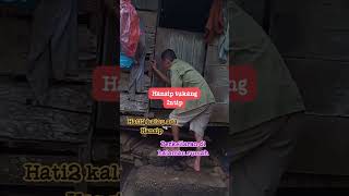 Hansip Tukang Intip