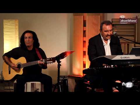 Ümit Besen - Alışmak Sevmekten Daha Zor Geliyor / #akustikhane #GarajKonserleri Video Klibi Ümit Besen - Alışmak Sevmekten Daha Zor Geliyor / #akustikhane #GarajKonserleri Video Klibi