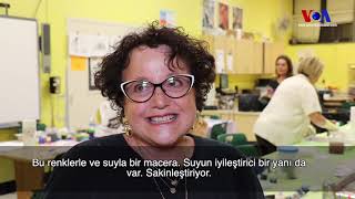Beş Yıldır New York’ta Ebru Sanatını Öğretiyor
