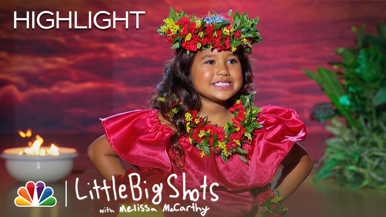Hawaiian Dancer Hunnay Performs Hula as Keala Settle Sings - Little Big Shots