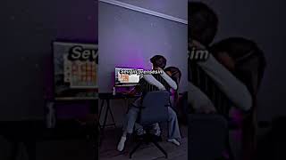 Meli̇ke Sensi̇z Bi̇ Önemi̇ Yok Be Bu Hayatin Sensi̇z Hayatin Amk Beee