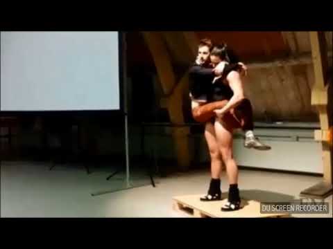 Female muscle lift carry