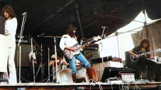 Watch King Crimson Formentera Lady video