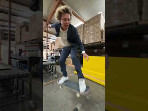 James Bond can skate ⁉️#skateboardingisfun #skateboarding #miniramp #skateclipsdaily