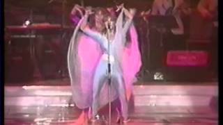 Emly Starr - Love Is Elastic Emly Starr - Love Is Elastic