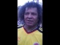 Saludo de Alberto Gamero durante el partido de las estrellas en el country club de Santa Marta
