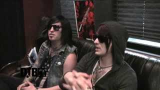 Escape The Fate / Craig Mabbitt / TJ Bell - CRAZY TOUR STORIES Ep. 18