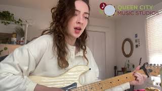 QCMS Student Josie Cranor singing 'Old Fashioned Morphine'