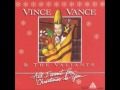 That's Why I Wanna Be a Christmas Tree   Vince Vance & The Valiants