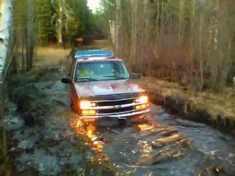 Snowmobiles Mudding