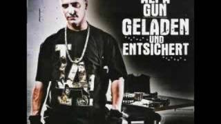 Watch Alpa Gun Jeden Tag Hoff Ich featuring Nina Karen video