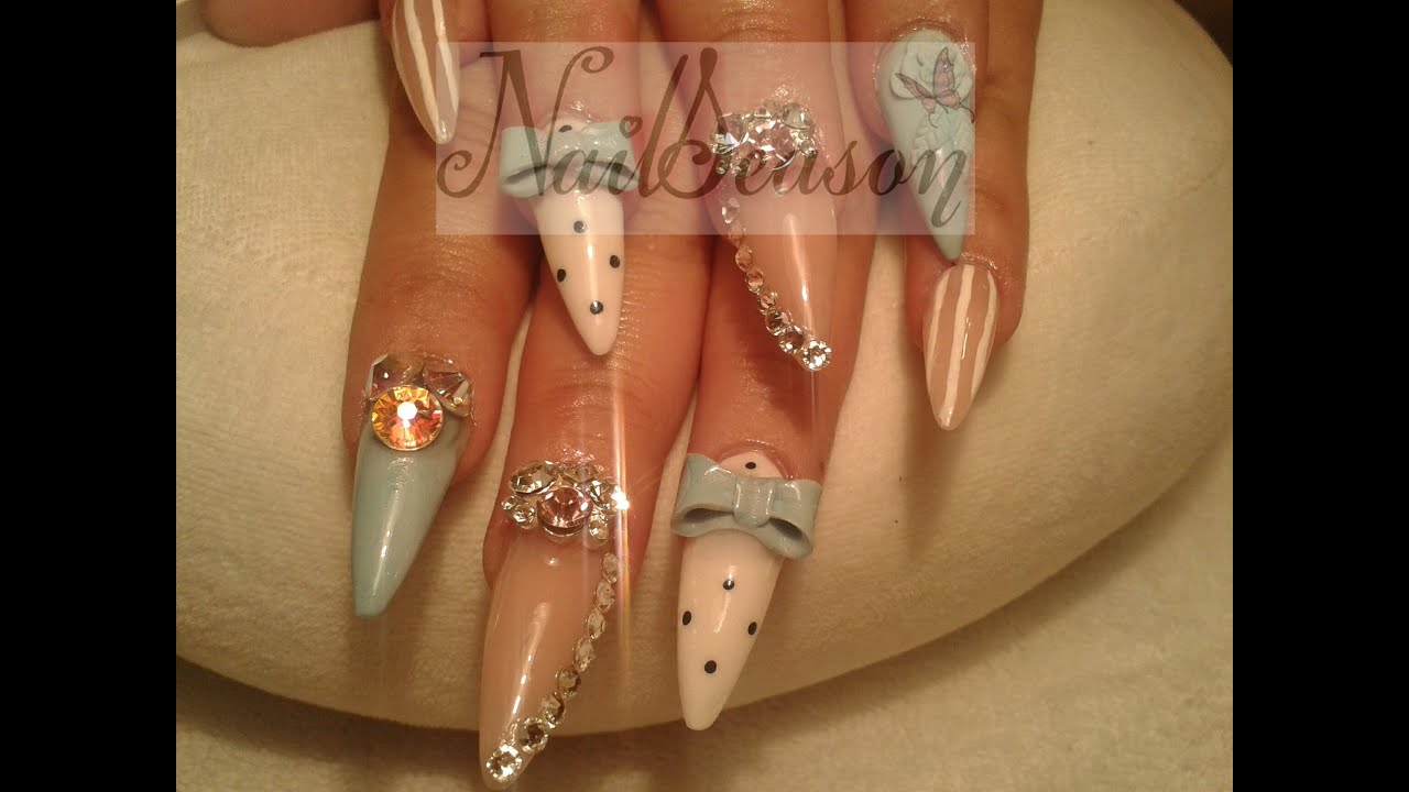 diseños de uñas rosas con dorado