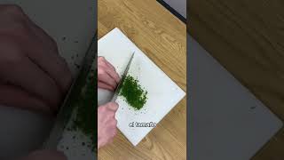 Aprende A Cortar Cebollino En Cuatro Simples Pasos