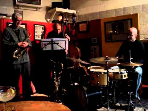 Harvey Wainapel Trio: "I'm Confessin (That I Love You)"
