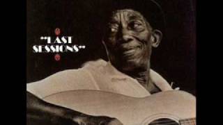 Watch Mississippi John Hurt Nobody Cares For Me video