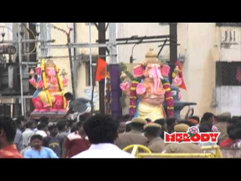 Vinayagar devotional song by Mahanadhi Shobana