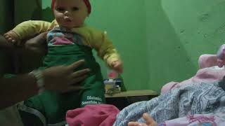 Rotina Trocando A Roupa Das Babies Para Dormir Noite