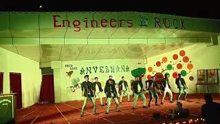 Despacito || Dil dooba || Boys Group Dance || Engineer's Day 2K18 || REC SONBHADRA
