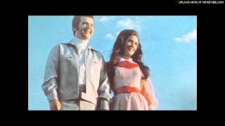 Watch Conway Twitty Dont Tell Me Youre Sorry video