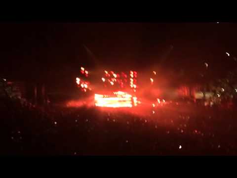 Crew Love & Or Nah - The Weeknd live @ Air Canada Centre November 5th, 2015